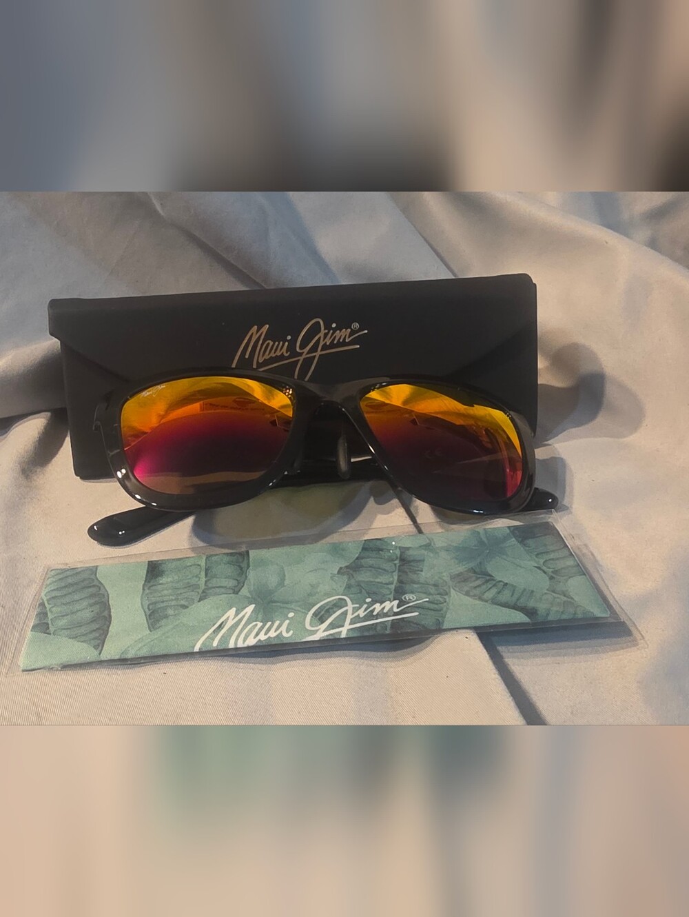 Maui Jim Anuenue 448-02 Sunglasses Black Hawaiian Lava Polarized 52-20-143 Used